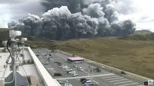 阿蘇山中岳噴火.jpg